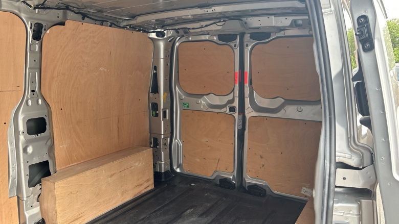 Ford Transit Custom 300 L1 Diesel Fwd 2.0 EcoBlue 136ps H1 Van Limited